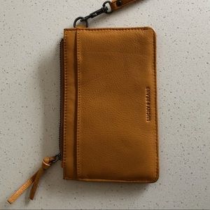 Lucky brand  tan leather wallet